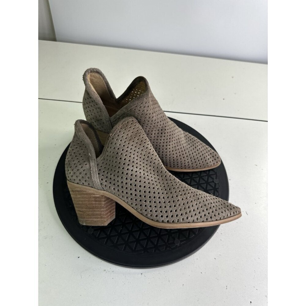 Lucky Brand Lakyn Booties Womens 6M Beige Gray Perforated Suede